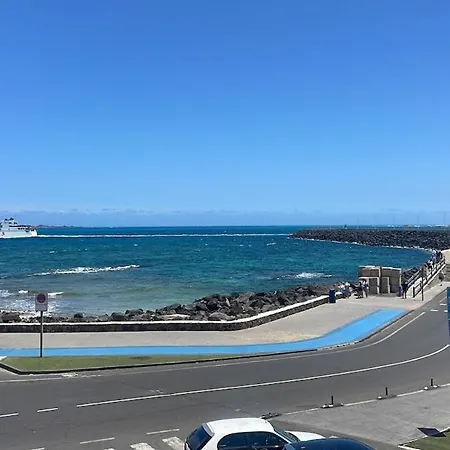 Διαμέρισμα Front Line Port Haven *